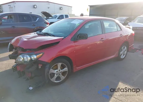 2011 Toyota Corolla S z USA, uszkodzony, nr VIN 2T1BU4EEXBC571352
